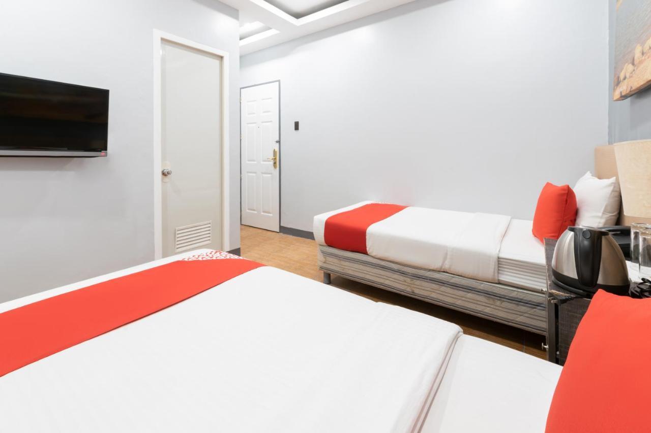 אנטיפולו Oyo 132 Onea Bed And Breakfast מראה חיצוני תמונה